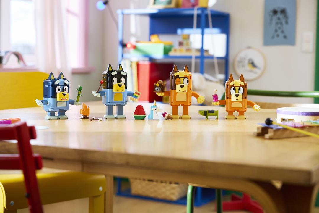 Bluey Brick-Built Bluey Family | 11217