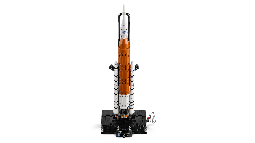 Technic NASA Artemis Space Launch System Rocket | 42221
