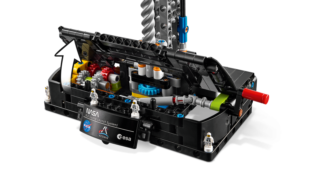 Technic NASA Artemis Space Launch System Rocket | 42221