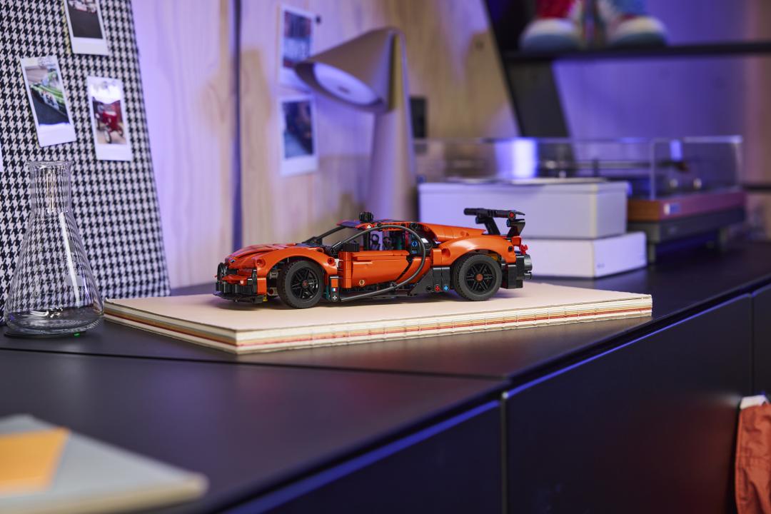 Technic Bugatti Chiron Pur Sport Hypercar | 42222