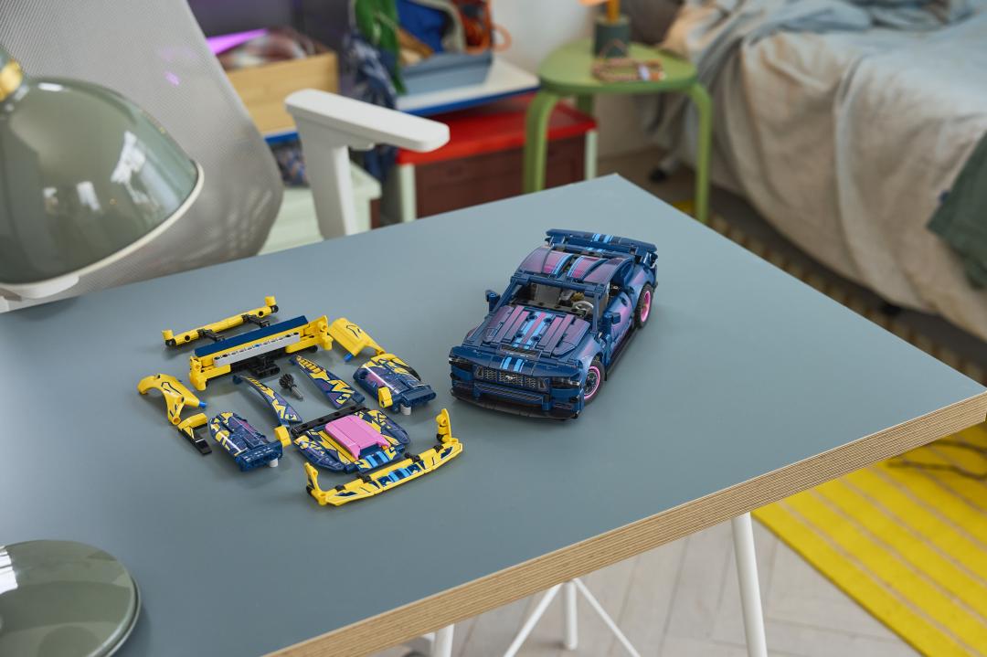 Technic Custom Garage Ford Mustang GT Car | 42236