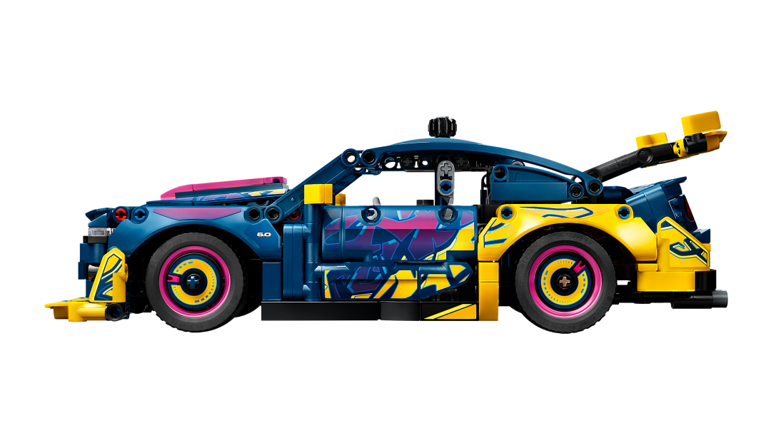 Technic Custom Garage Ford Mustang GT Car | 42236