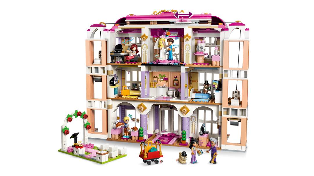 Friends Heartlake City Grand Hotel | 42704