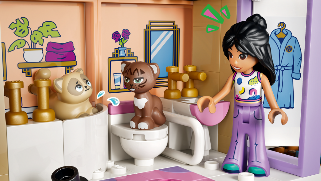 Friends Heartlake City Grand Hotel | 42704