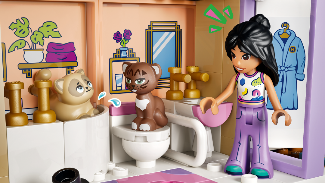 Friends Heartlake City Grand Hotel | 42704