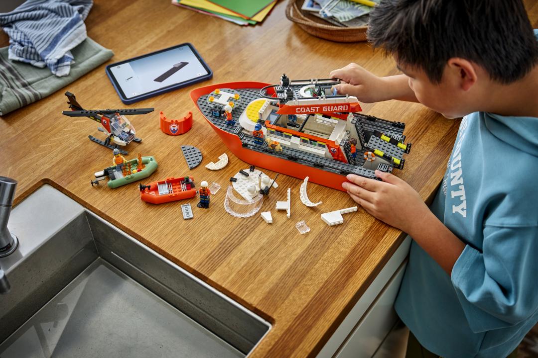 City Coast Guard Rescue Boat & Helicopter | 60504