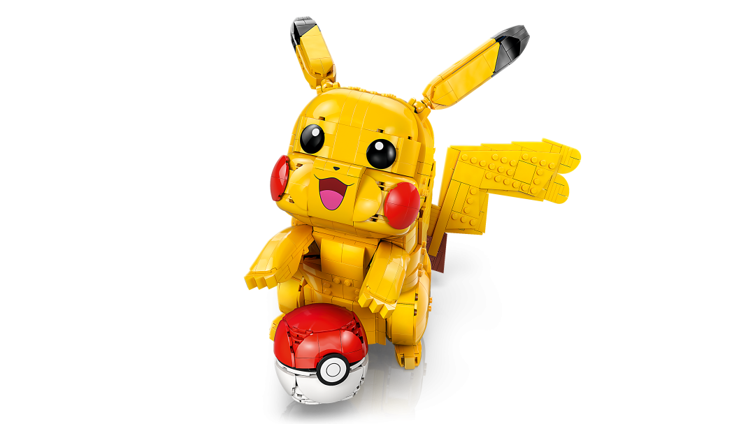 Pokémon Pikachu and Poké Ball | 72152