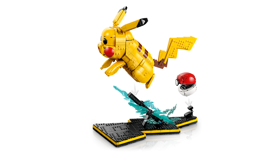 Pokémon Pikachu and Poké Ball | 72152
