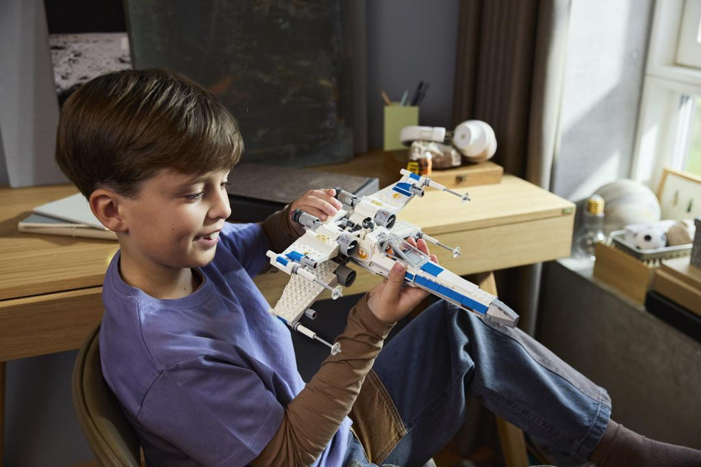 Star Wars New Republic X-Wing Starfighter | 75460