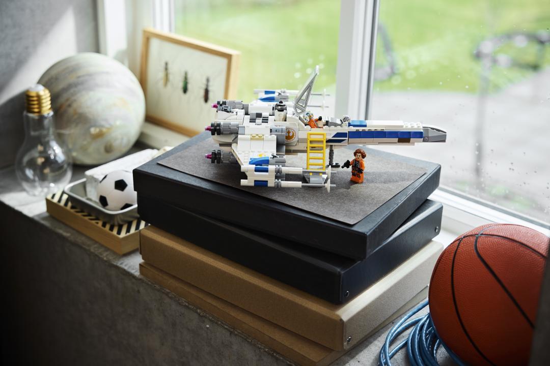 Star Wars New Republic X-Wing Starfighter | 75460