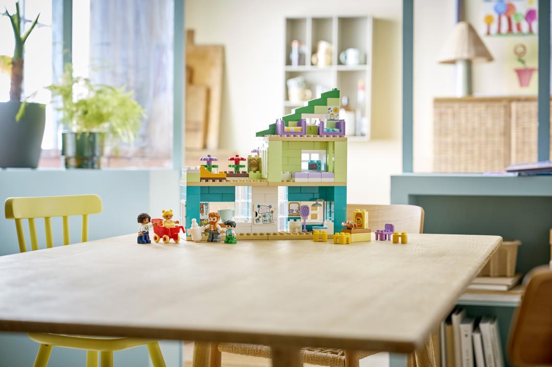 DUPLO 3-in-1 Modern Family House with Figures | 10470