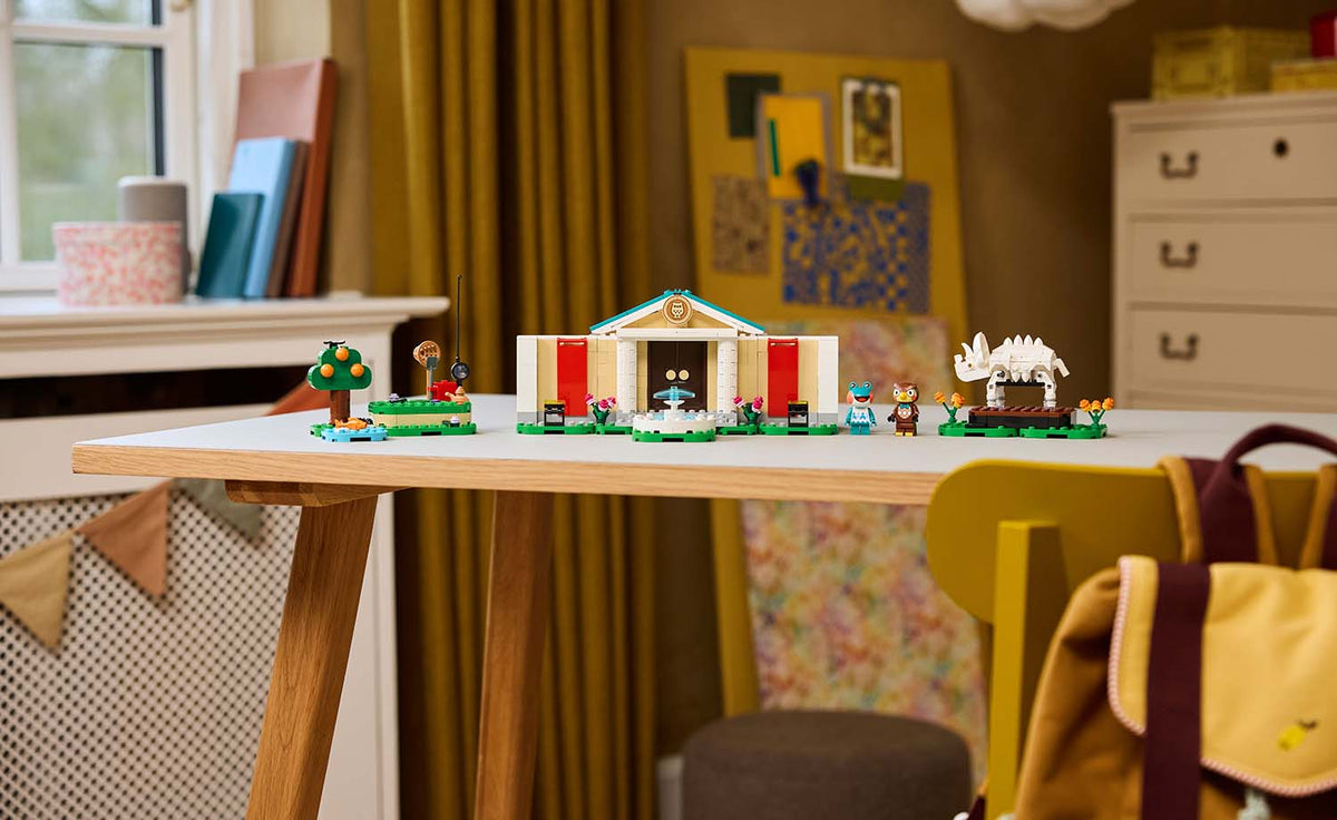 Animal Crossing Blathers's Museum Collection | 77056