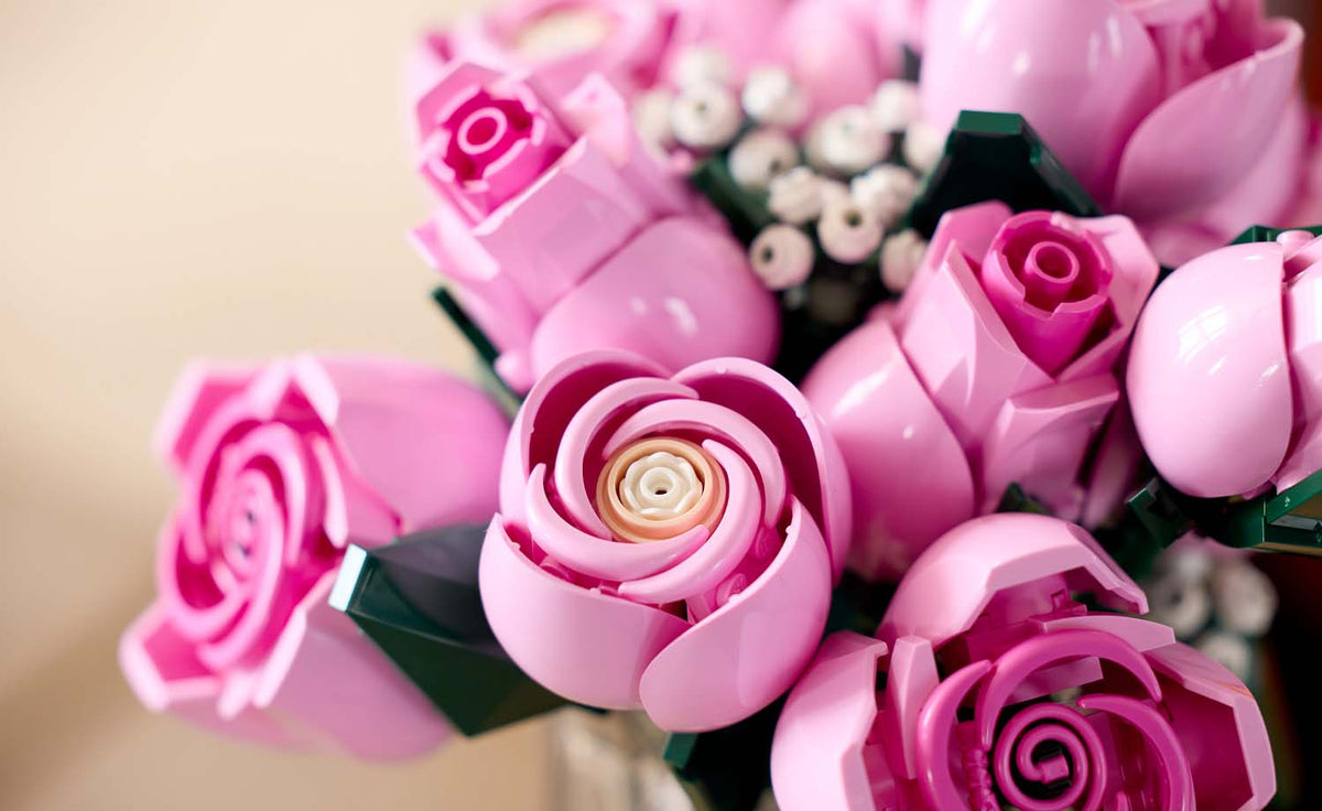 Botanicals Bouquet of Pink Roses | 10374