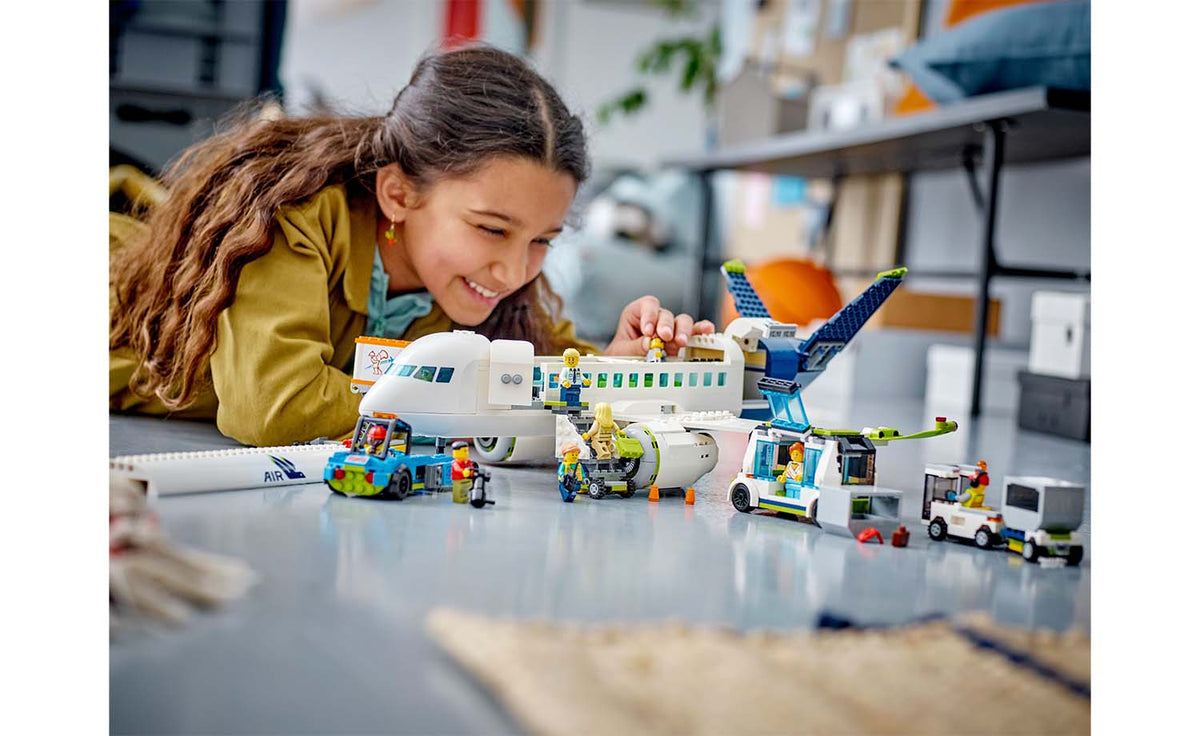 City Passenger Aeroplane | 60367