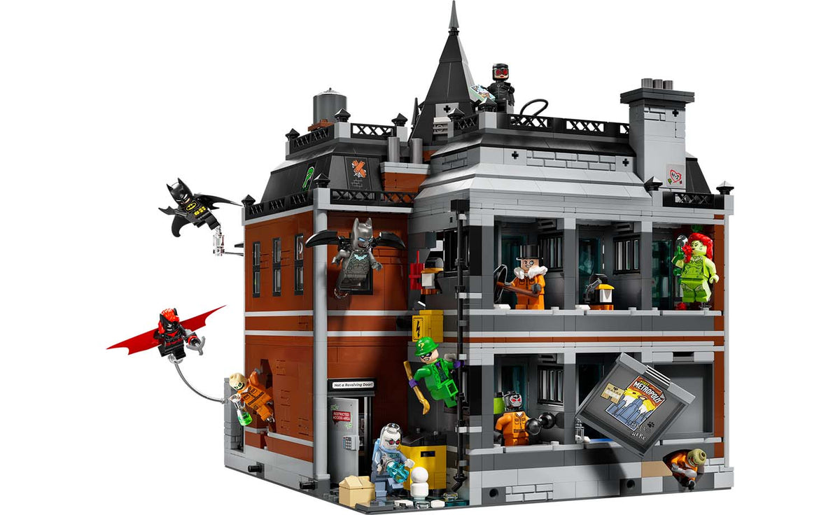 DC Arkham Asylum | 76300