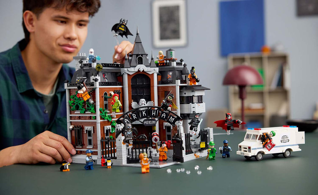 DC Arkham Asylum | 76300