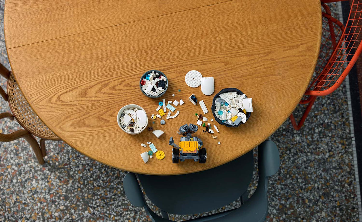 Disney WALL-E and EVE | 43279
