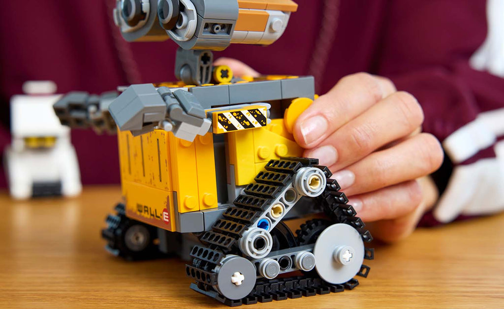 Disney WALL-E and EVE | 43279