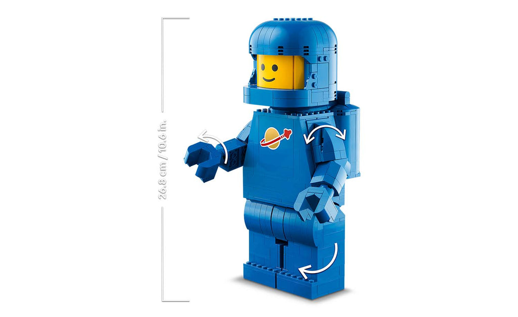 Iconic Scaled-Up Blue Astronaut Minifigure | 40921