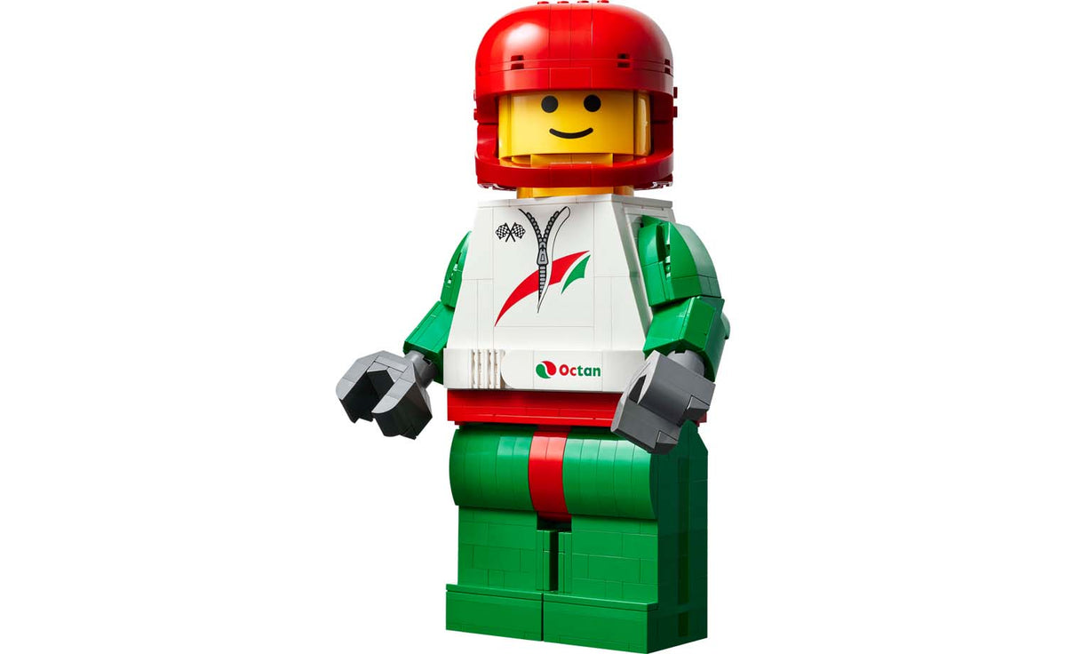 Iconic Scaled-Up Racing Driver Minifigure | 40819