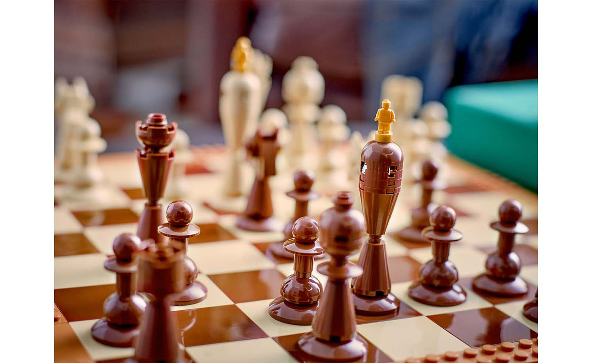 Iconic Traditional Chess Set | 40719