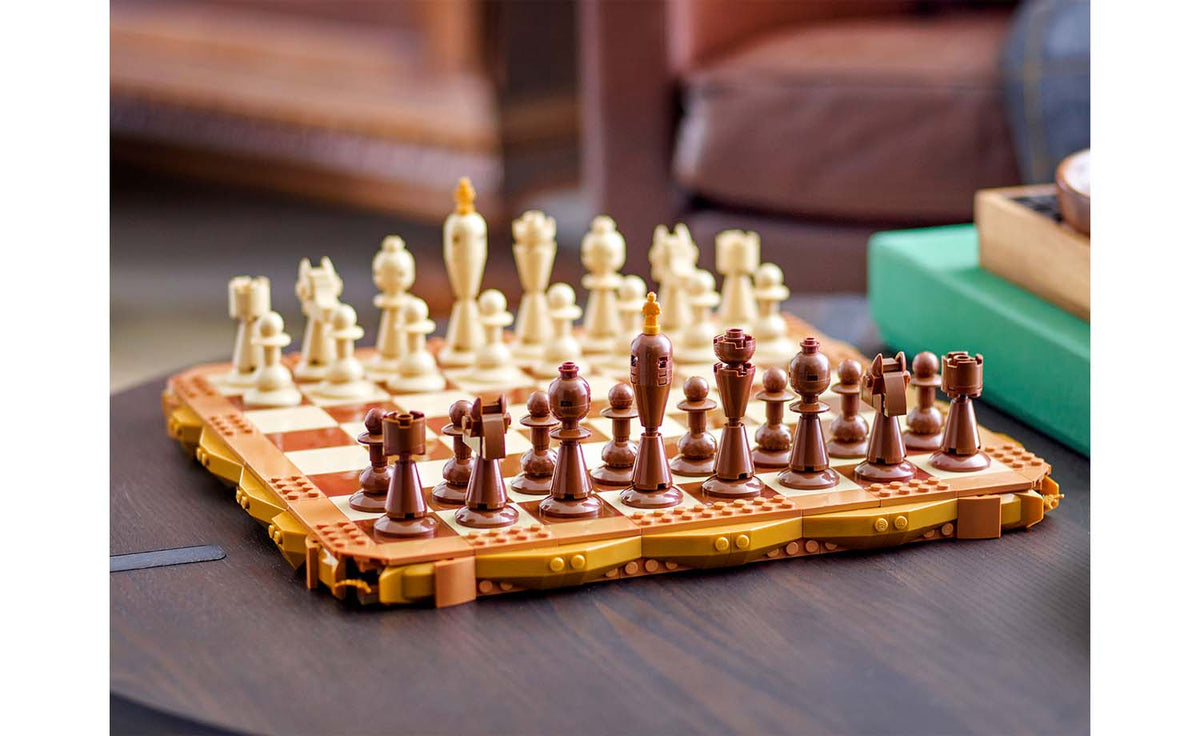 Iconic Traditional Chess Set | 40719