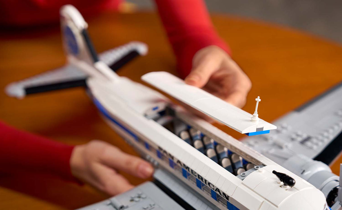 Icons Douglas DC-3 PAN AM Airliner | 11378