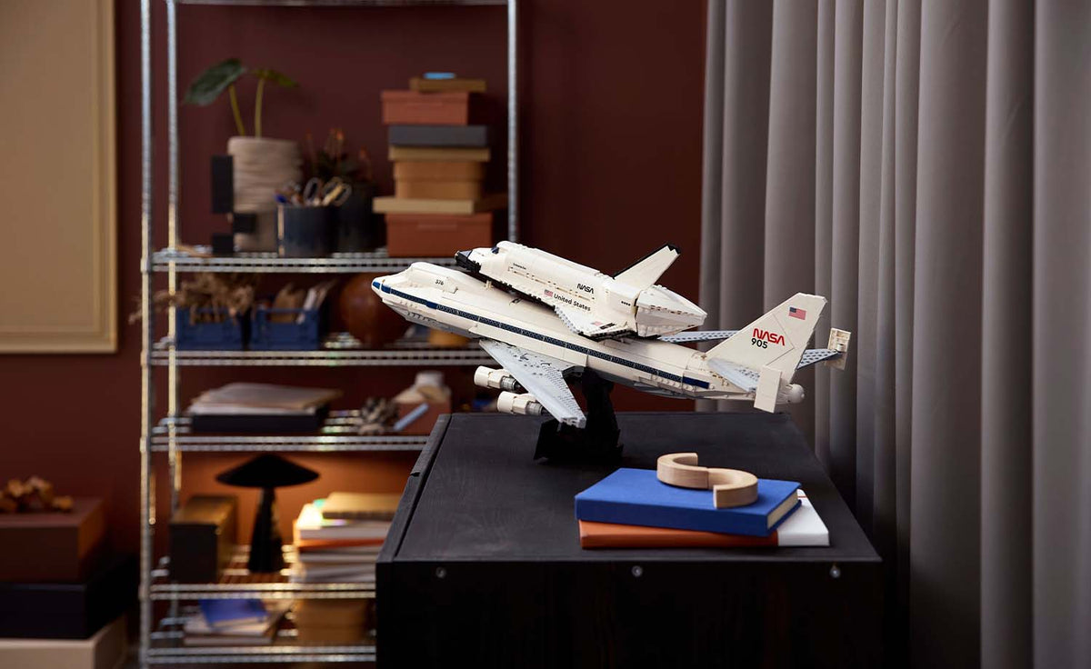 Icons Shuttle Carrier Aircraft | 10360