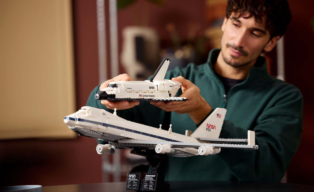 Icons Shuttle Carrier Aircraft | 10360