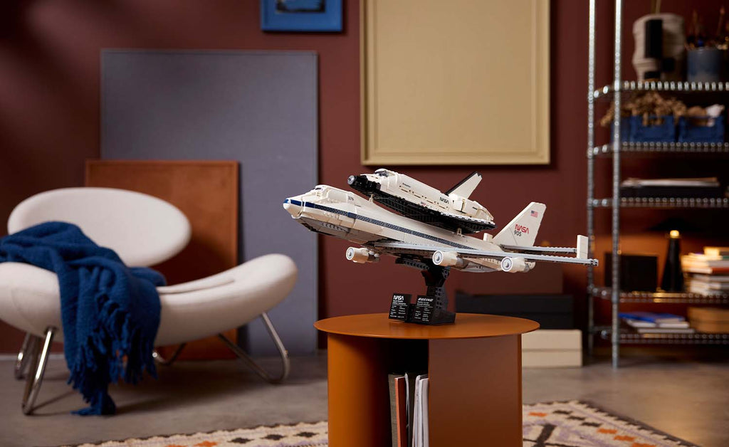 Icons Shuttle Carrier Aircraft | 10360