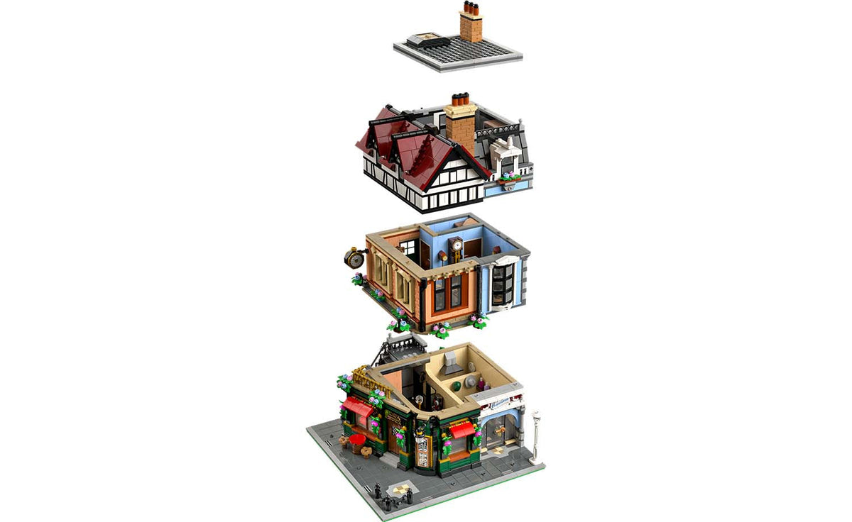 Icons Tudor Corner | 10350