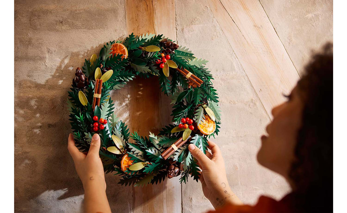 Botanicals Wreath | 10340
