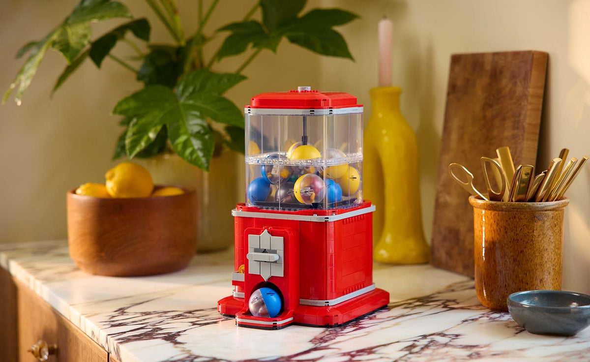 Ideas Minifigure Vending Machine | 21358