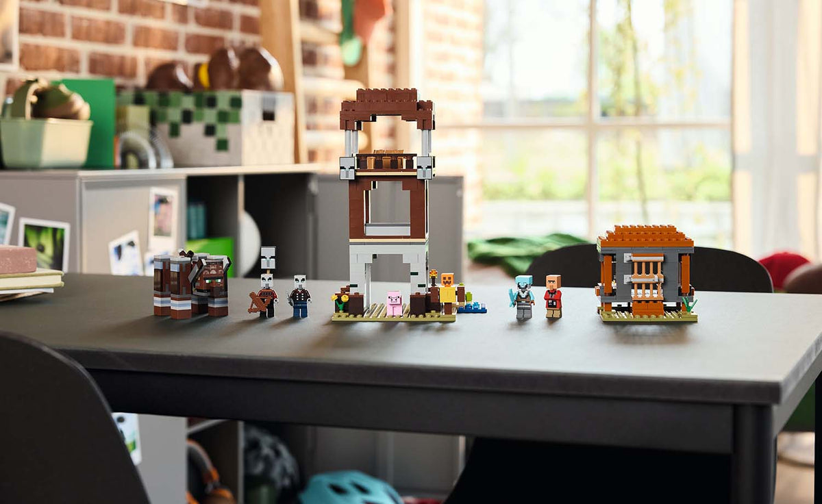 Minecraft The Pillager Outpost and Ravager | 21278