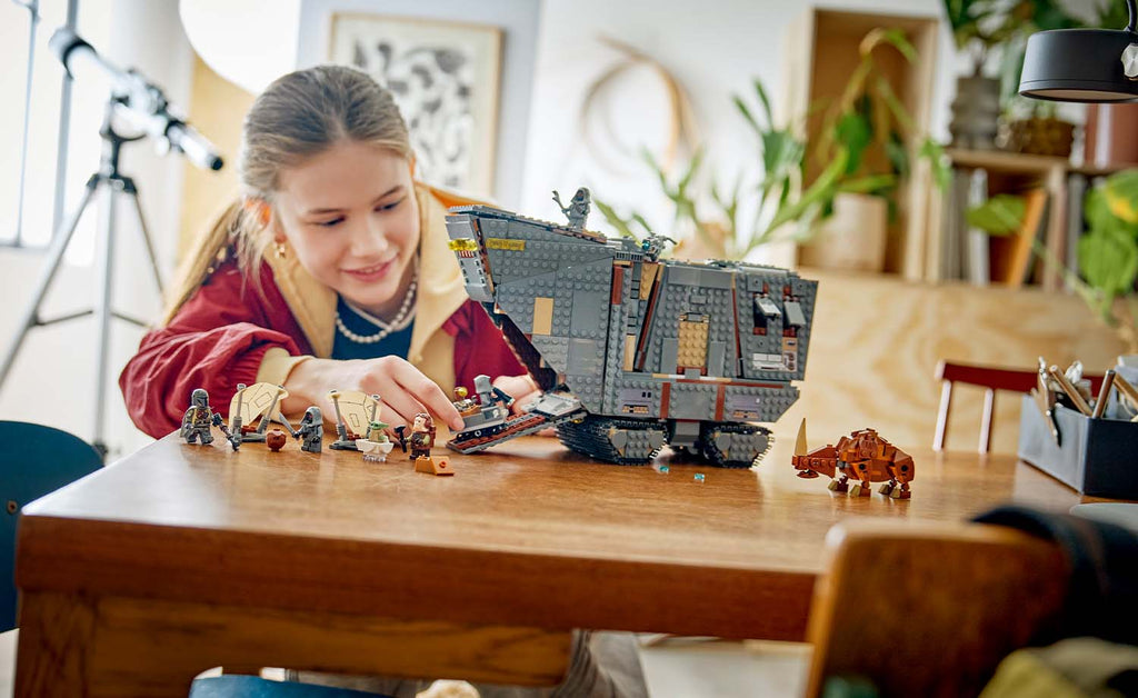 Star Wars Offworld Sandcrawler and Mudhorn | 75453