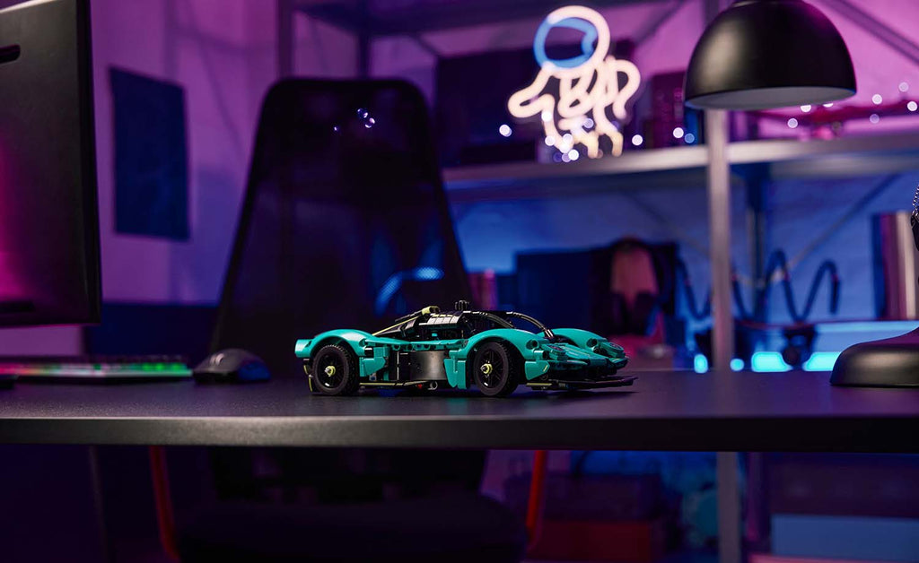 Technic Aston Martin Valkyrie | 42208