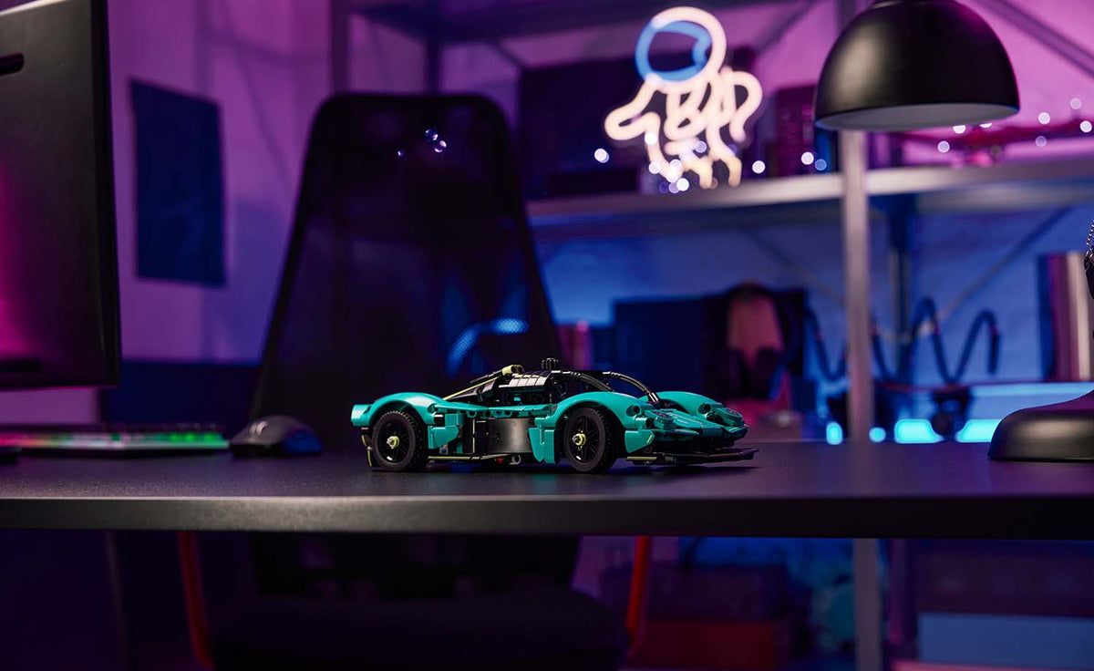 Technic Aston Martin Valkyrie | 42208