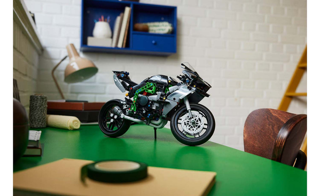 Technic Kawasaki Ninja H2R Motorcycle | 42170