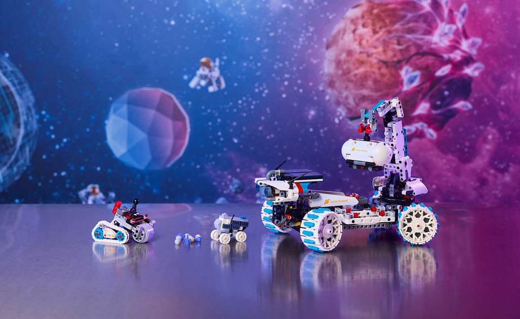 Technic Lunar Outpost Moon Rover Space Vehicle | 42211