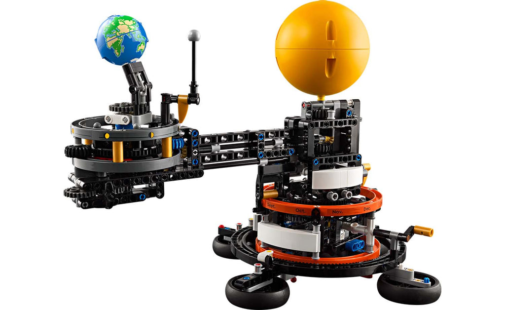 Technic Planet Earth and Moon in Orbit | 42179