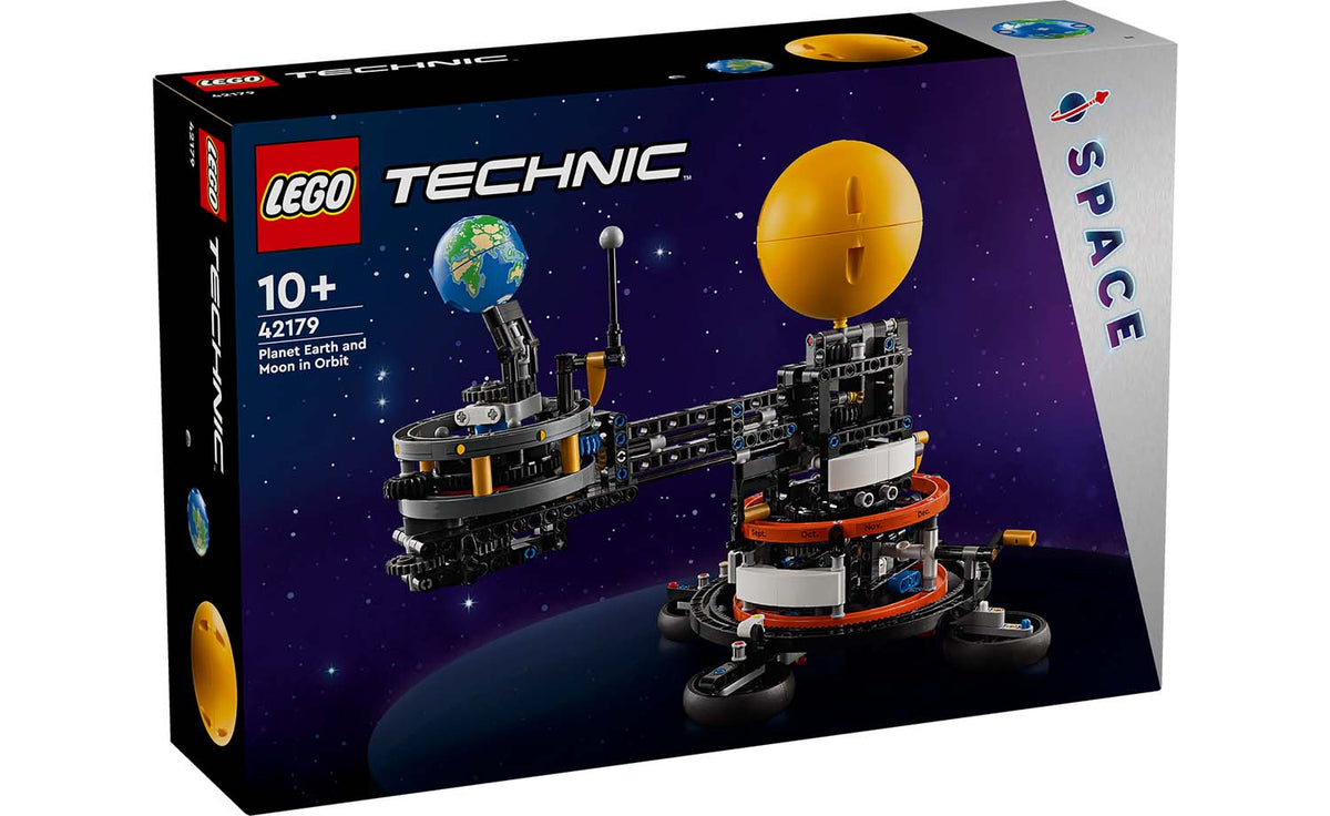 Technic Planet Earth and Moon in Orbit | 42179