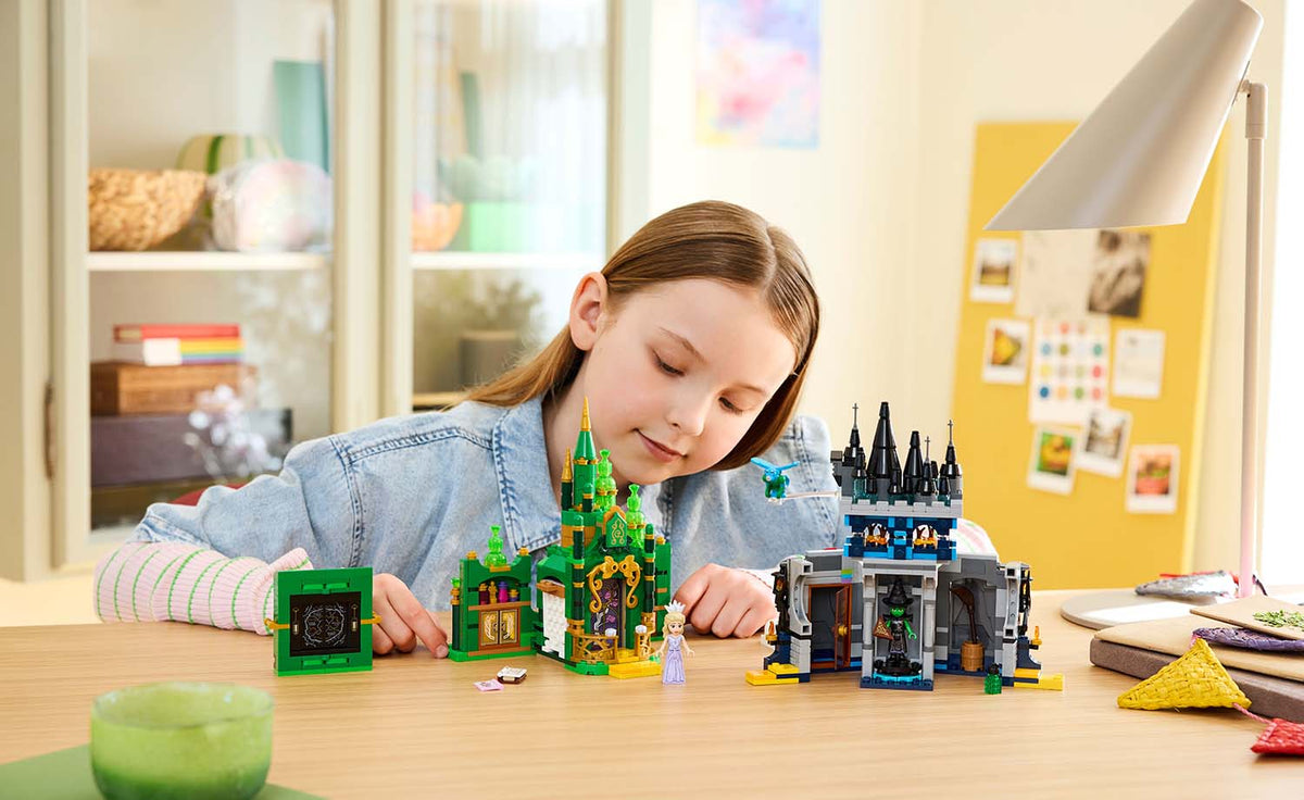 Wicked Emerald City & Kiamo Ko Castle | 75689