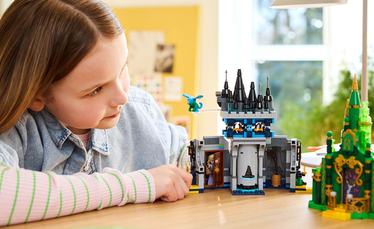 Wicked Emerald City & Kiamo Ko Castle | 75689