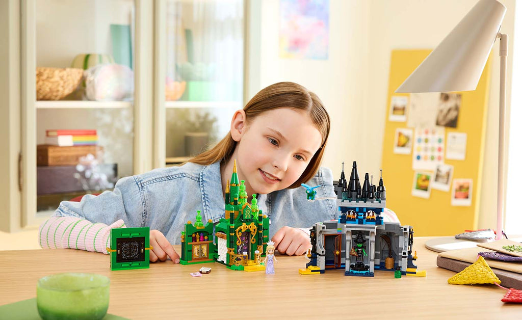 Wicked Emerald City & Kiamo Ko Castle | 75689